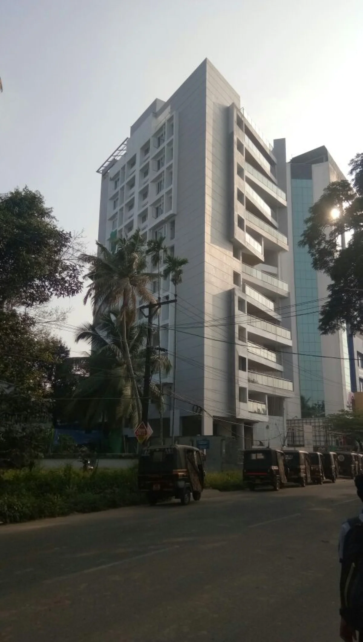 Premium 3BHK Apartment for Sale – Meridian Tower Eleven, Maradu, Kochi Ernakulam in Kundanoor
